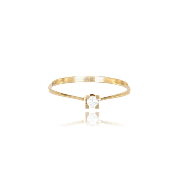 Elegante geelgouden solitaire ring met 0.06 ct diamant