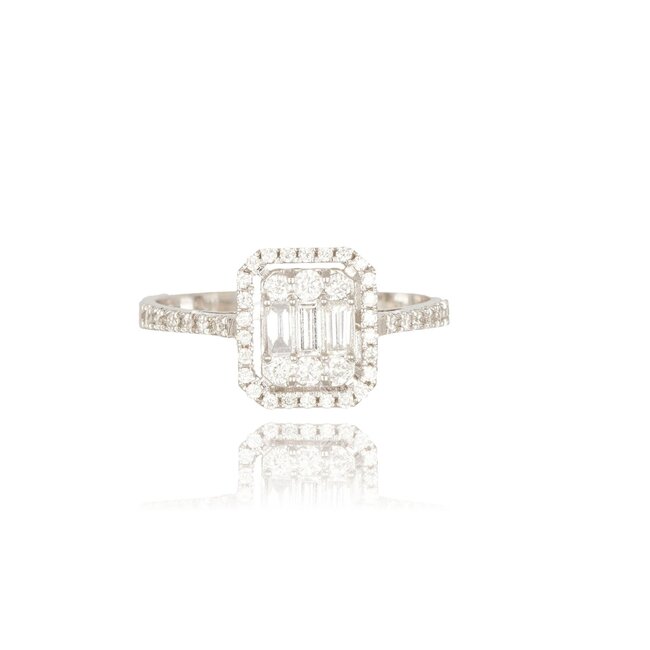 Luxe witgouden ring met 0.51 ct baguette en briljant diamanten