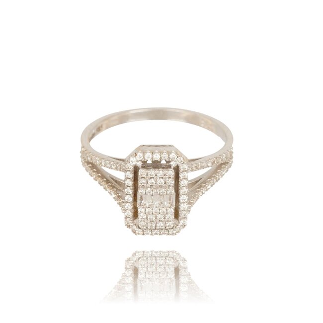 Elegante witgouden split band ring met 0.36 ct baguette en briljant diamanten