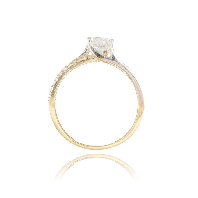 Elegante Ring met Dubbele Pavé Band en Solitaire Steen