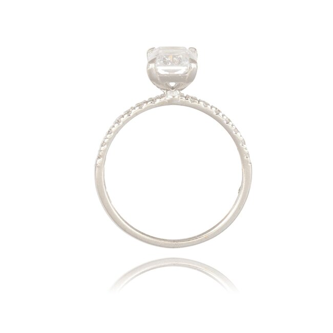 Witgouden ring met princess geslepen diamant