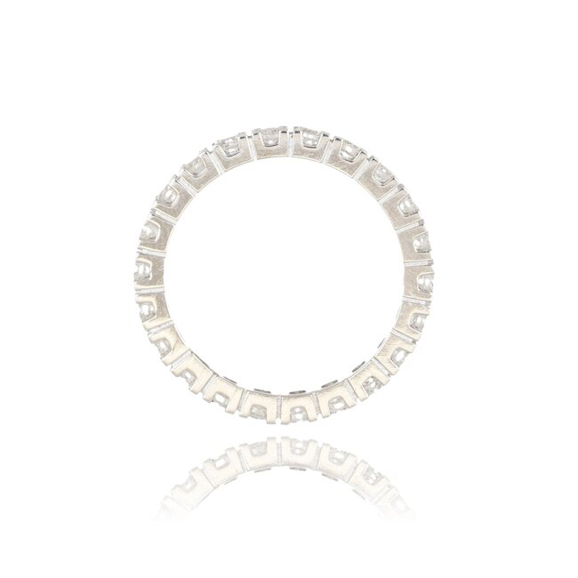 Volledig bezette witgouden eternity ring met 0.80 ct diamanten