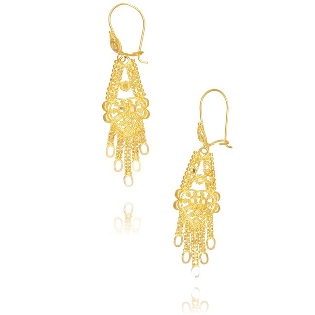 Traditionele filigrain oorhangers met fijne details en speelse schakels