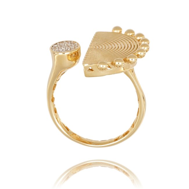 Gouden ring met zonvormig design en zirkonia