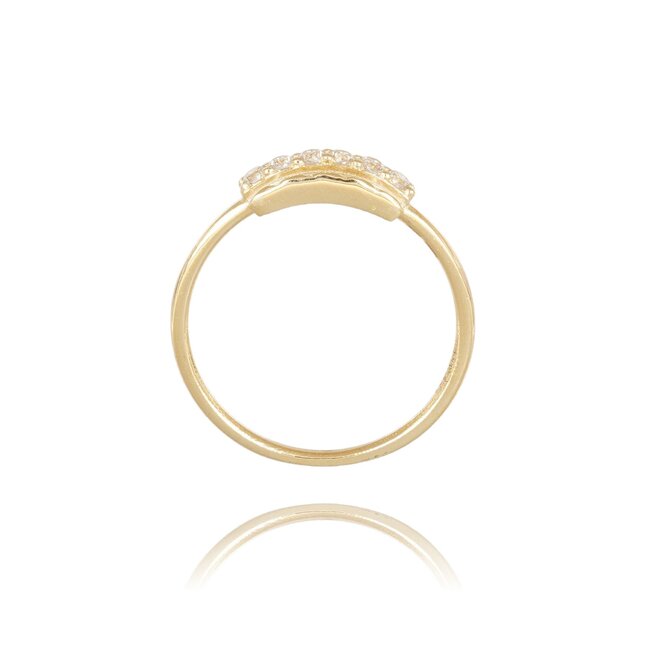 Subtiele gouden ring met heldere zirkonia stenen en elegante zetting