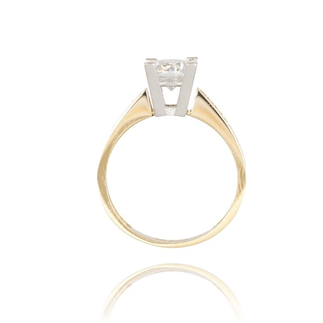 Gouden ring met Swarovski en pavé zijkanten