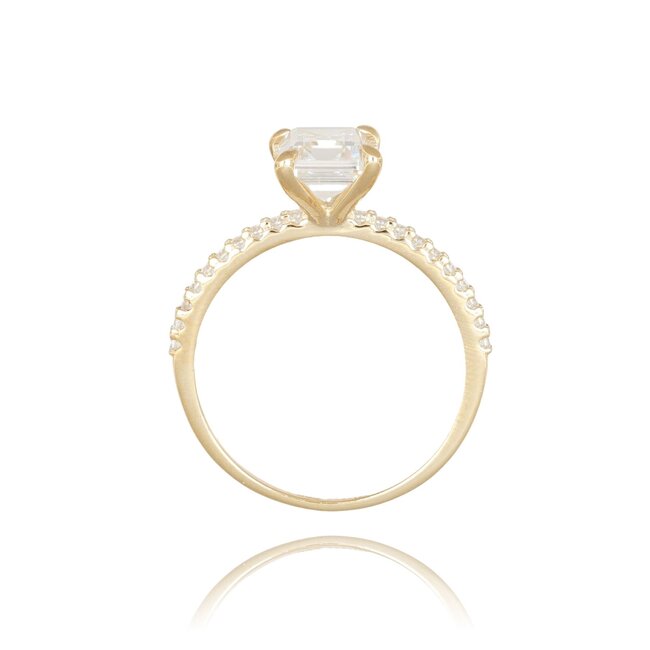 Luxe gouden ring met emerald cut Swarovski-steen en pavé band