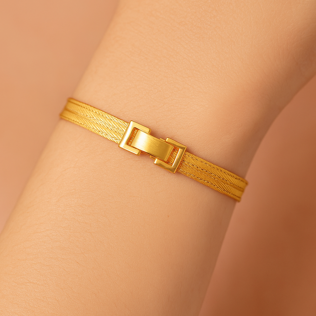 Luxe 22 karaat Hasır armband met verfijnd 3-rijen design