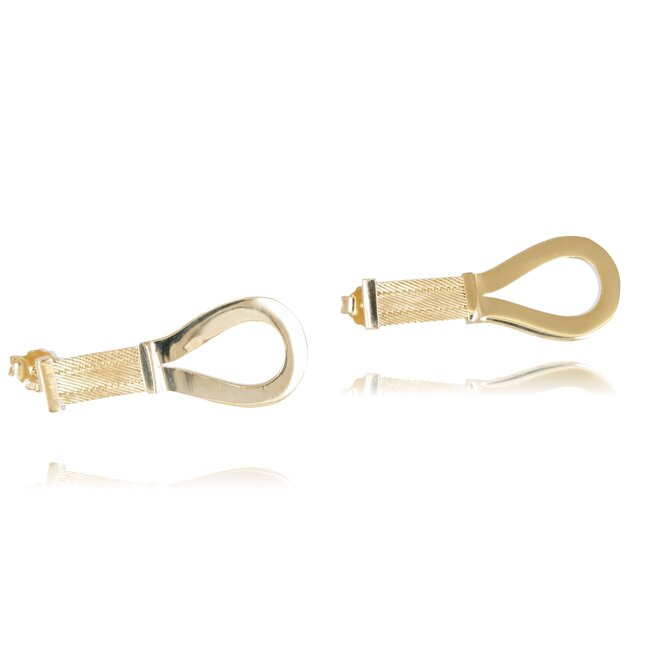 Elegante gouden oorbellen met modern druppelvormig design