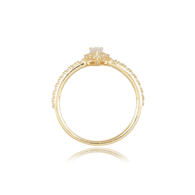 14 karaat gouden ring met een druppelvormige zirkonia