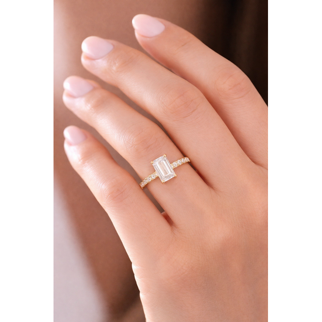 14 karaat Gouden ring rechthoekige zirkonia