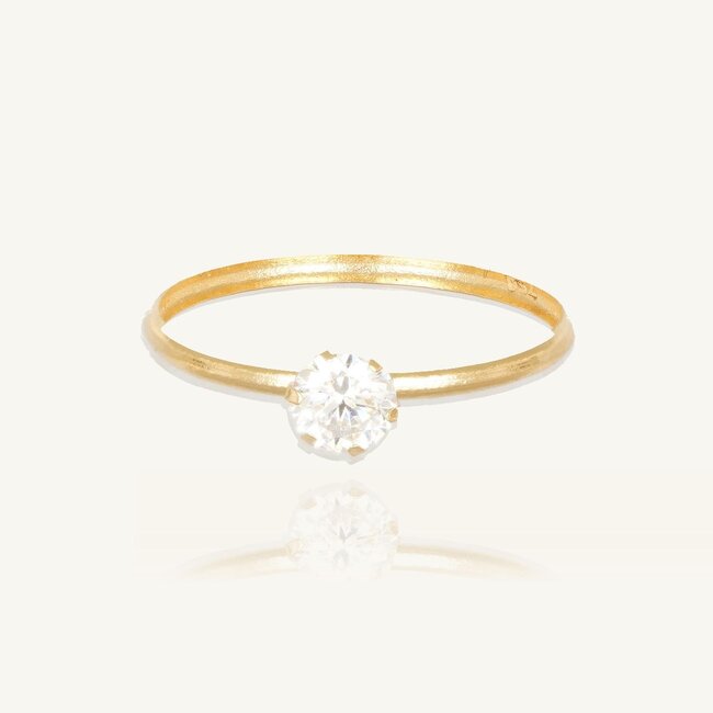 Elegante 18 Karaat Gouden Solitaire Ring met Fonkelende Steen