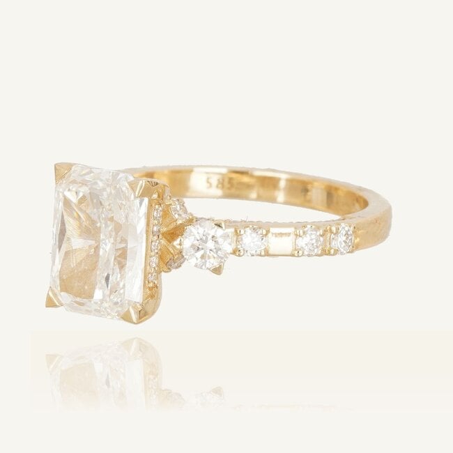 Exclusieve diamanten ring 3.01 karaat