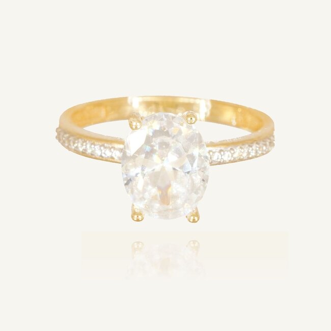 Elegante solitaire ring met ovale steen en fonkelende zijstenen