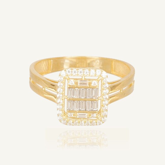 Luxe geelgouden ring met baguette zirkonia en fonkelende halo