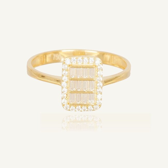 Luxe geelgouden ring met baguette zirkonia’s en fonkelende halo