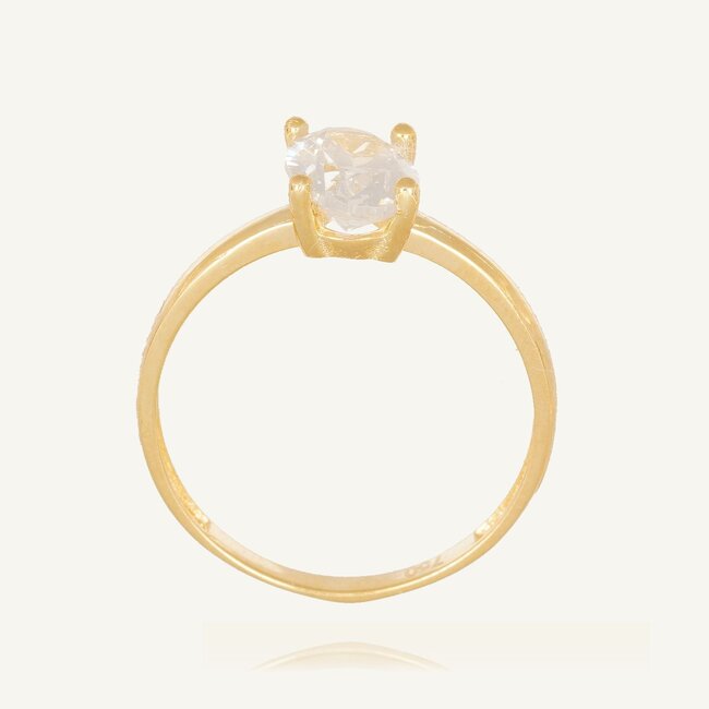 Elegante Geelgouden Solitaire Ring met Ovaal Geslepen Zirkonia