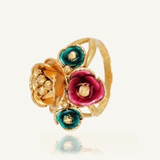 Gouden Bloemenring met Roze en Groene Accenten