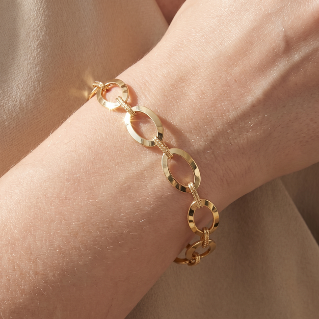 14k Gouden Armband met Ovale Schakels 19 cm
