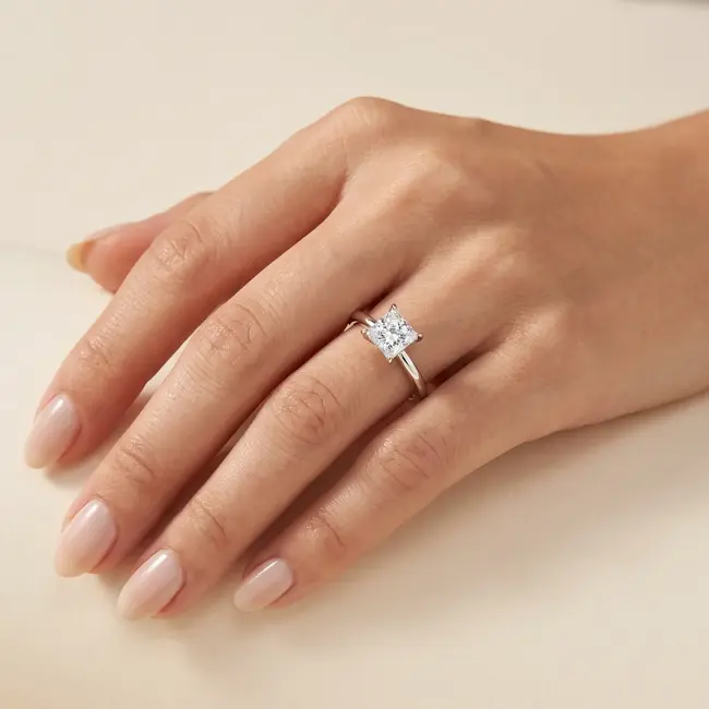 Exclusieve witgouden solitaire ring met 1.03 ct princess cut natuurlijke diamant