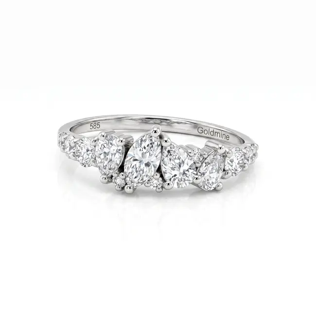 Luxe witgouden diamanten cluster ring met 2.02 karaat pear cut diamanten