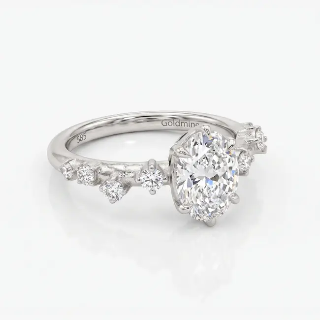 Witgouden ring 14 karaat, ovale diamant 1.5 ct E VS1 met pavé, totaal 1.77 ct