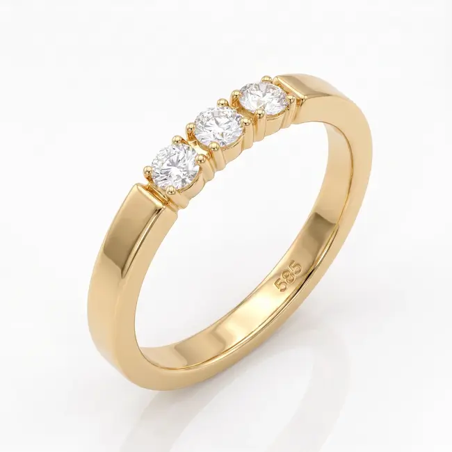 14k geelgouden ring met drie diamanten