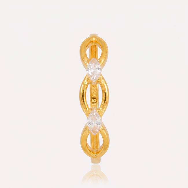 Elegante 22 Karaat Gouden Ring met Marquise Geslepen Zirkonia
