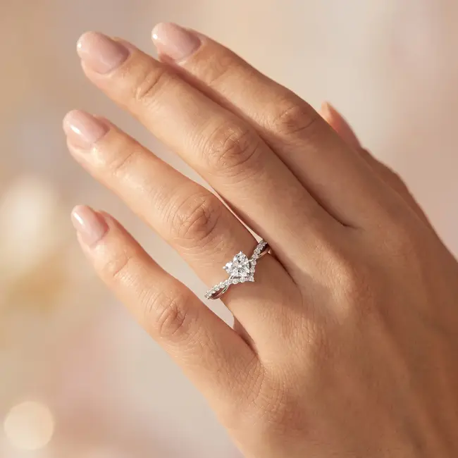 14k witgouden hartring met diamanten
