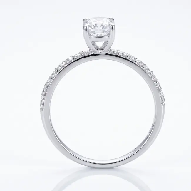 18 karaat witgouden ring met ovale zirkonia