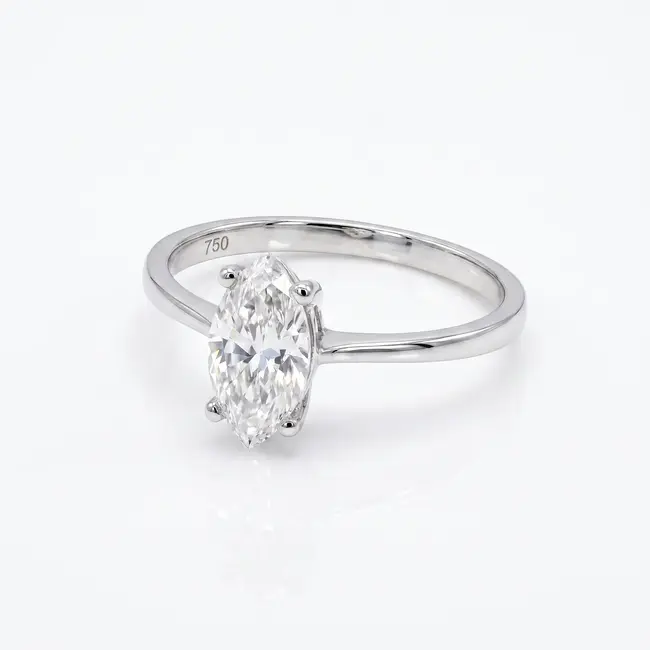 18 Karaat Witgouden Ring met Markies Zirkonia