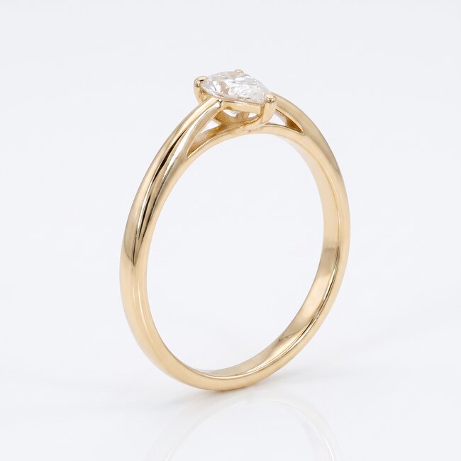 14 Karaat Gouden Peer Diamanten Ring