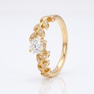 Blad Ring met Solitaire Diamant