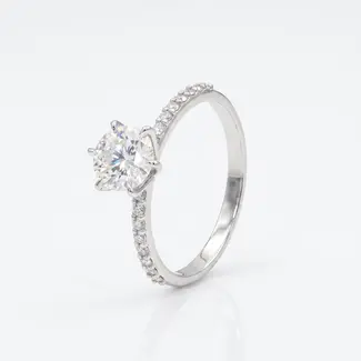 Labdiamanten Solitair Ring met Pavé Band