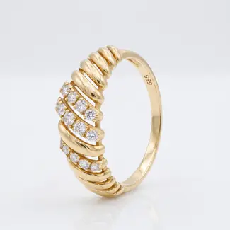 Brede Gedraaide Ring met Diamanten