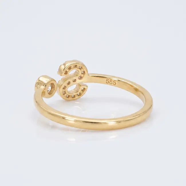 Geelgouden open letterring, 0,16 ct