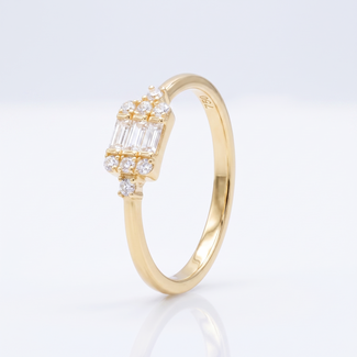 Fijne ring met baguette en zirkonia