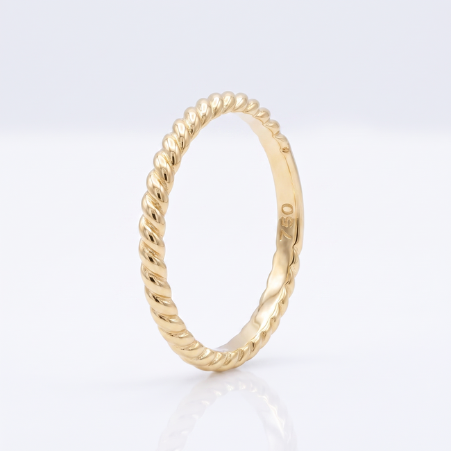 18 karaat geelgouden gedraaide ring