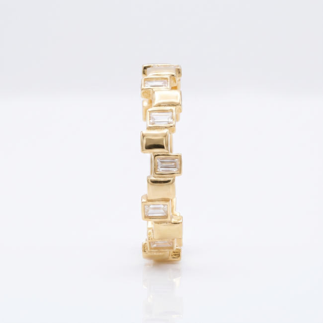 18k geelgouden ring met baguette zirkonia stenen