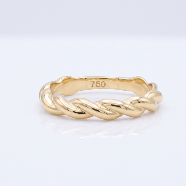 18 karaat geelgouden gevlochten ring