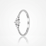 Elegante witgouden ring met centrale diamant en zijstenen van 0.17 ct
