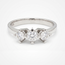 Elegante witgouden damesring met drie diamanten van 0.40 ct
