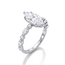 Luxe witgouden ring met marquise labdiamant en zijstenen