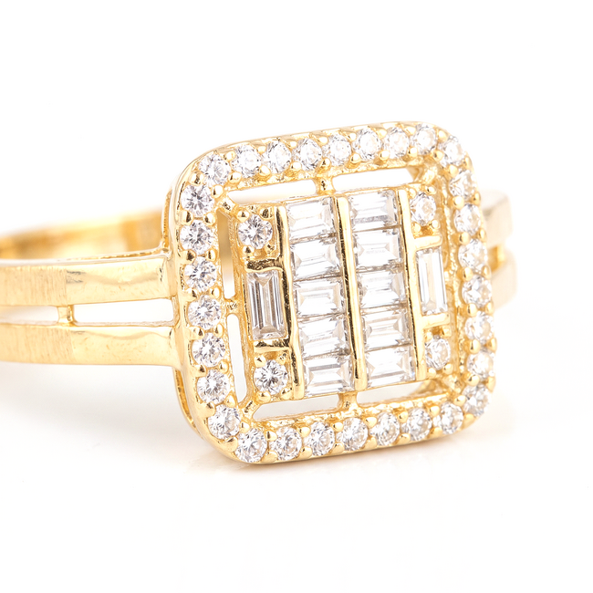 Geelgouden ring met baguette zirkonia en halo