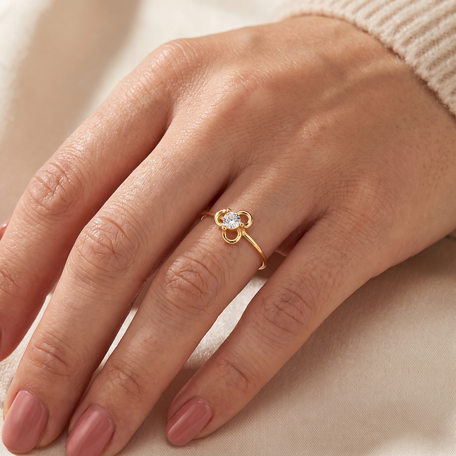 18k Gouden Klaver Ring met Zirkonia Steen