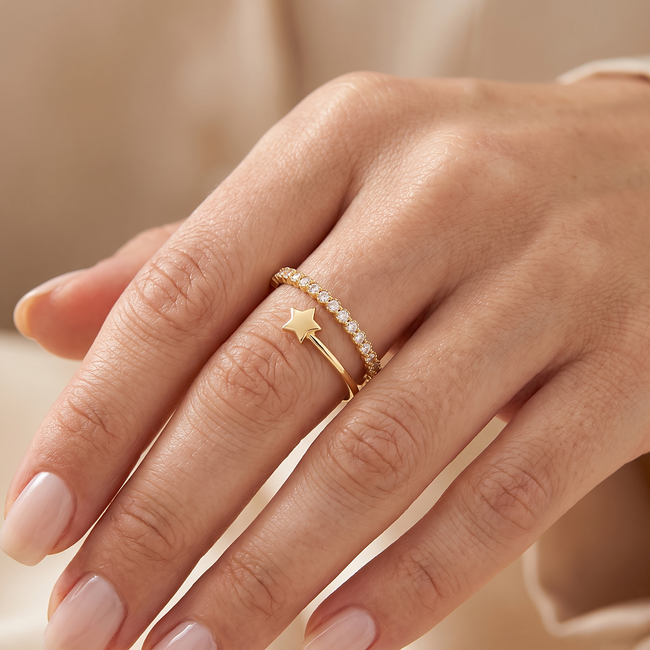18k gouden ring met ster design en zirkonia