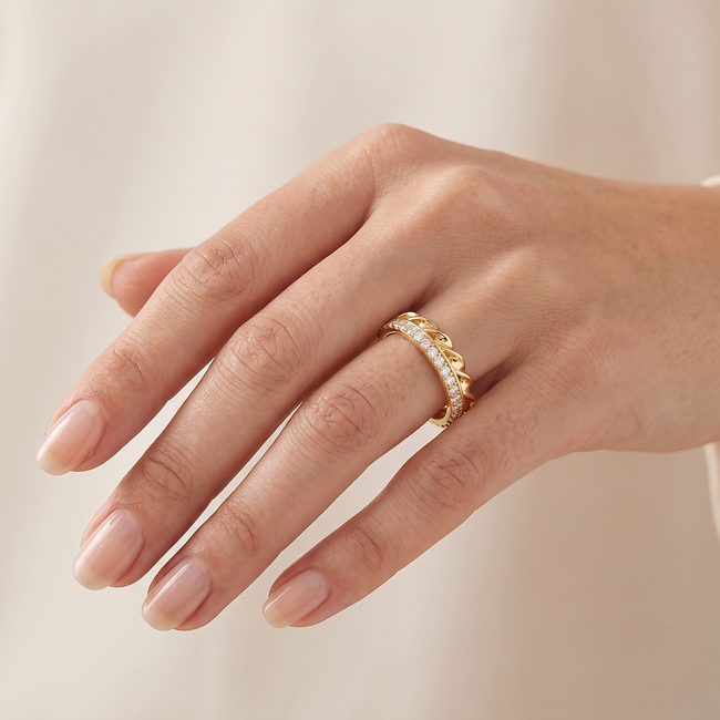 18 karaat gouden ring met gevlochten band