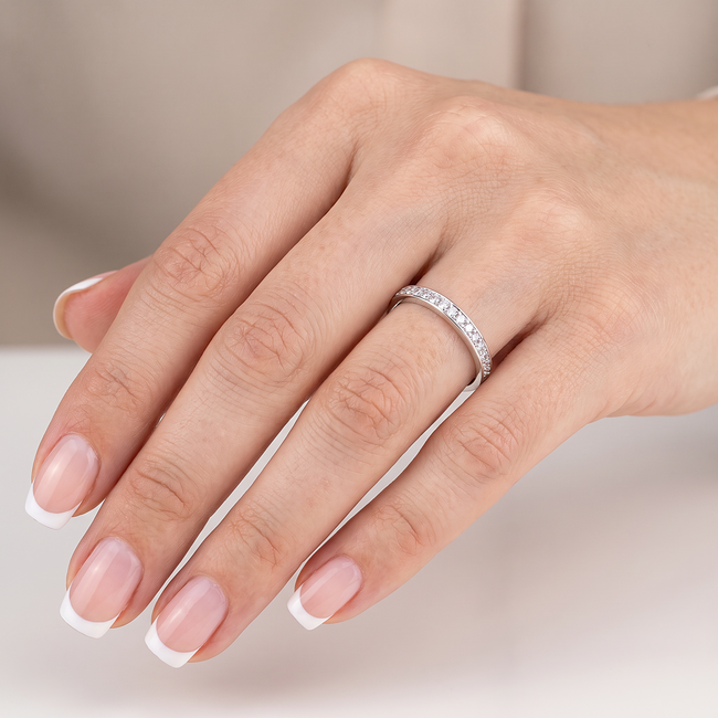 14 karaat witgouden pavé ring met zirkonia