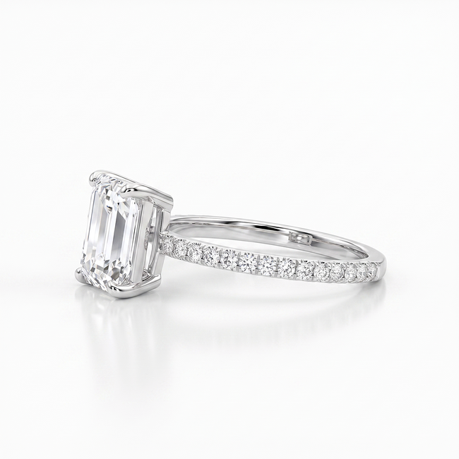 Witgouden ring met emerald cut Swarovski-steen