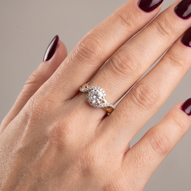 Gouden ring met solitaire Swarovski-steen